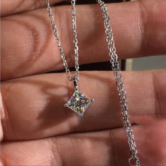 New 2ct Princess Cut Solitaire Diamond Necklace - Picture 2 of 5